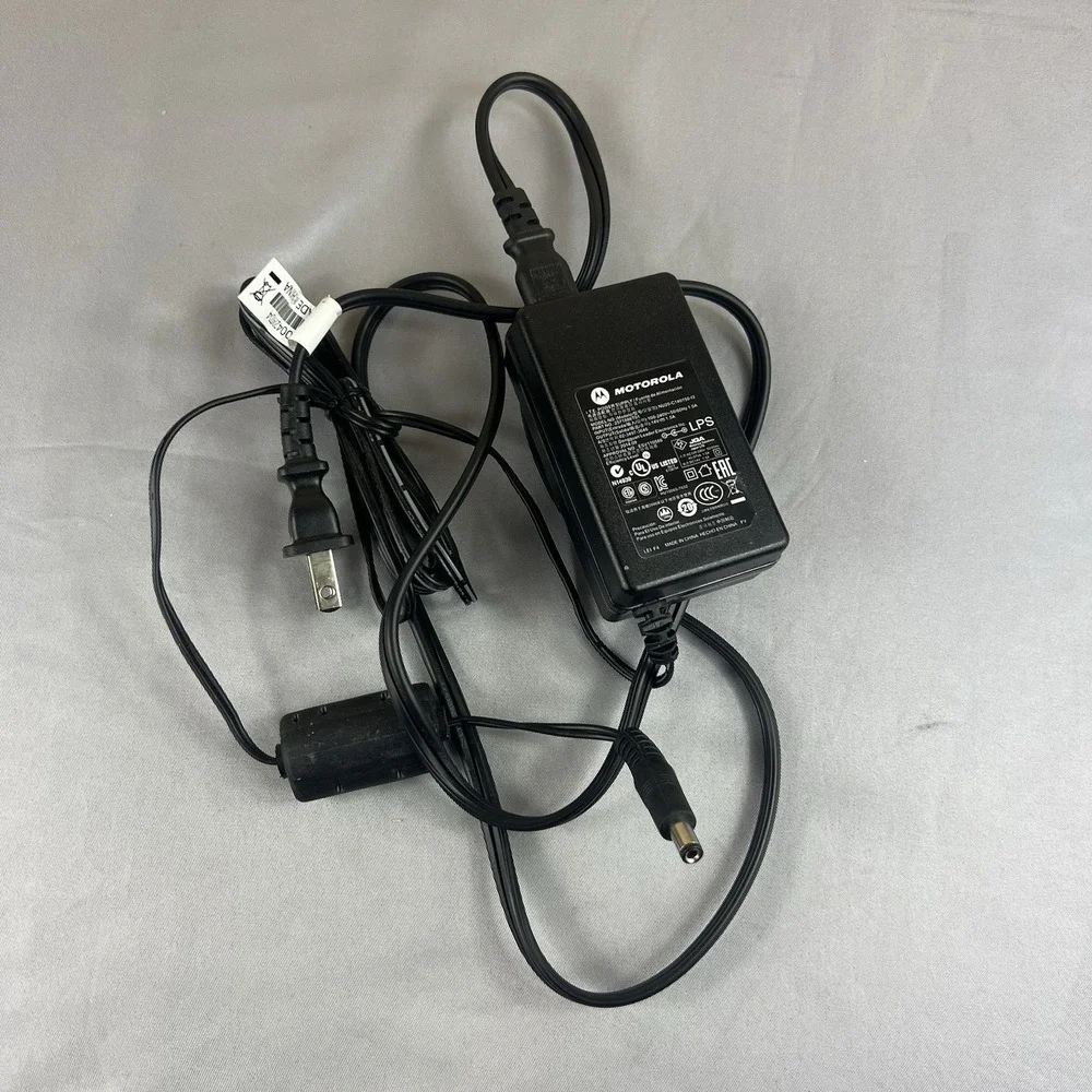 Genuine Motorola 14V 1.5A Power Adapter NU20-C140150-13 Tested